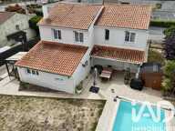 Vente Maison/villa 8 pièces — photo 2