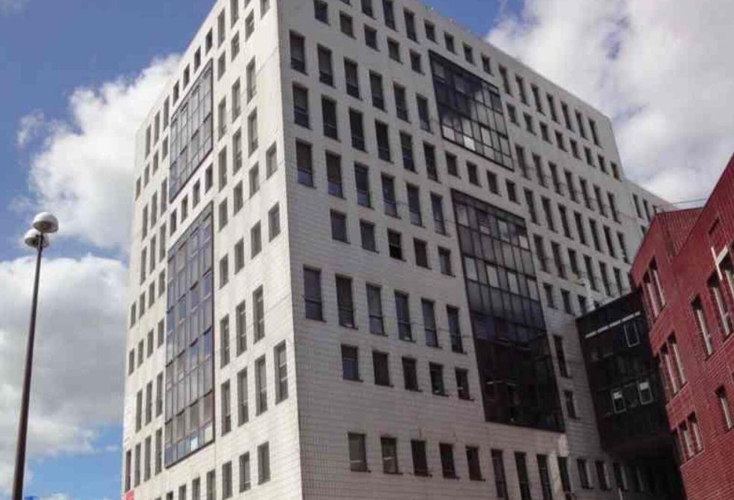 Vente Bureaux 95 m&sup2; — photo 1