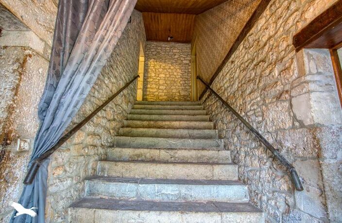 Maison en pierre de 6 pièces principales — photo 4