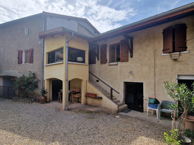 Maison proposé à Curis-au-Mont-d'Or