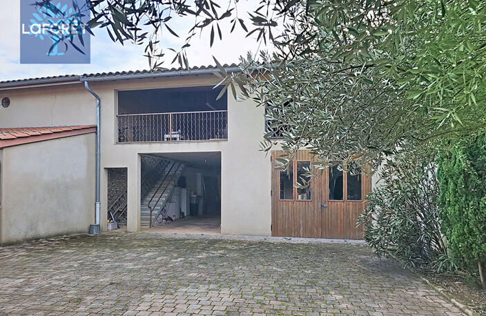 Maison de 181 m2 avec dépendances sur une parcelle de 955 m2 — photo 3