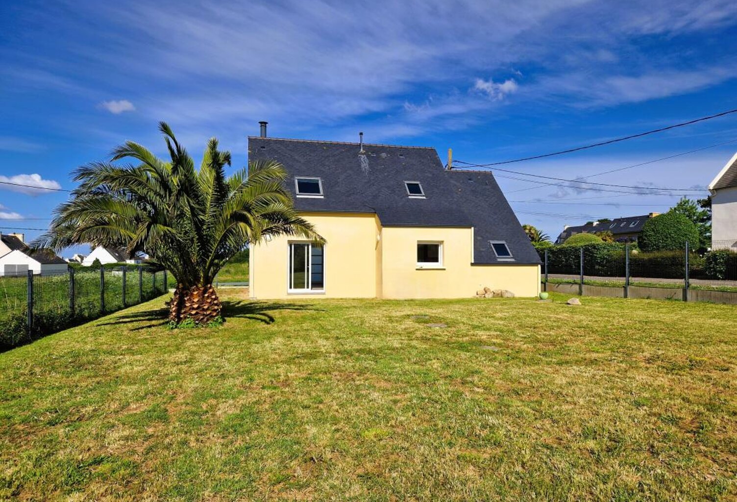 Maison 101 m² - 6 pièces - Plouhinec — photo 1
