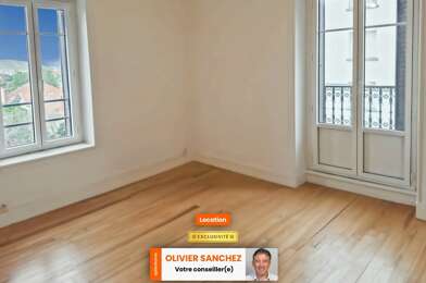 Appartement 4 pièces 725 €