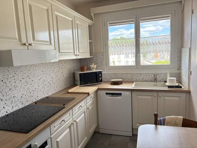 Quartier DUNOIS, appartement 4 pièces, trois chambres en très bon état avec parking et cave — photo du bien
