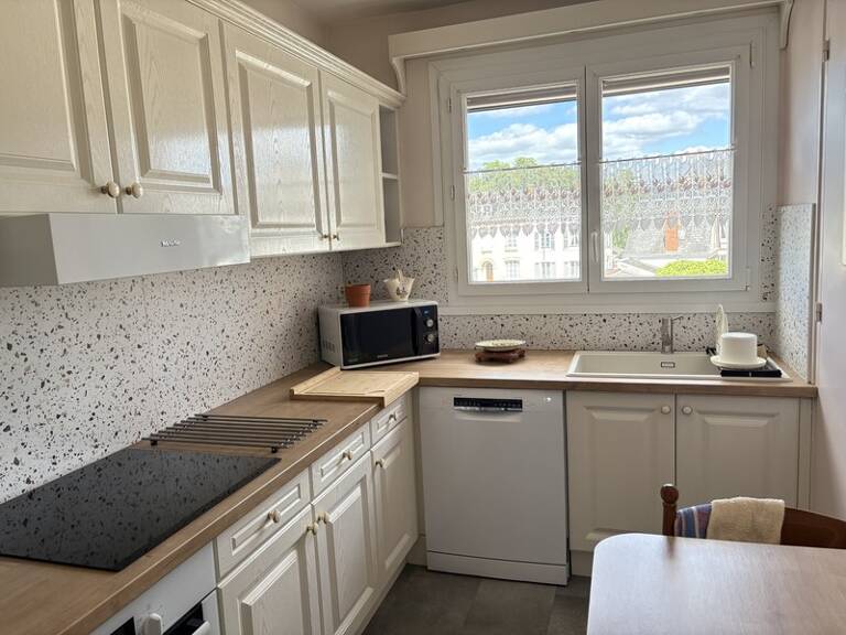 Quartier DUNOIS, appartement 4 pièces, trois chambres en très bon état avec parking et cave — photo 1