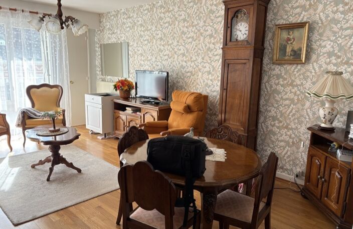 Quartier DUNOIS, appartement 4 pièces, trois chambres en très bon état avec parking et cave — photo 4