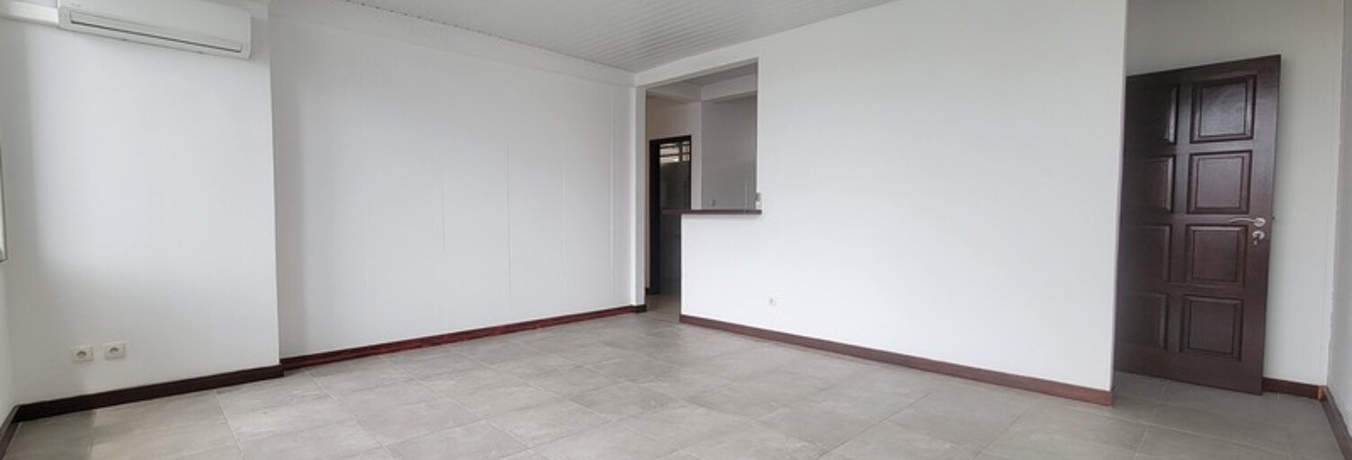 Bureau 4 Pièces 70 m² à louer à Cayenne (97300)