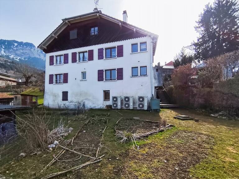 Immeuble de rapport à vendre THOLLON LES MEMISES (74) — photo 1