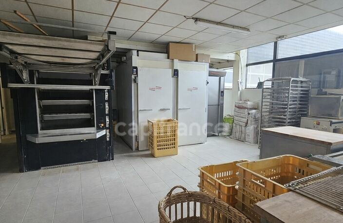 Fonds de commerce à vendre Boulangerie-Patisserie-Snacking dans une ville dynamique du JURA (39) — photo 3