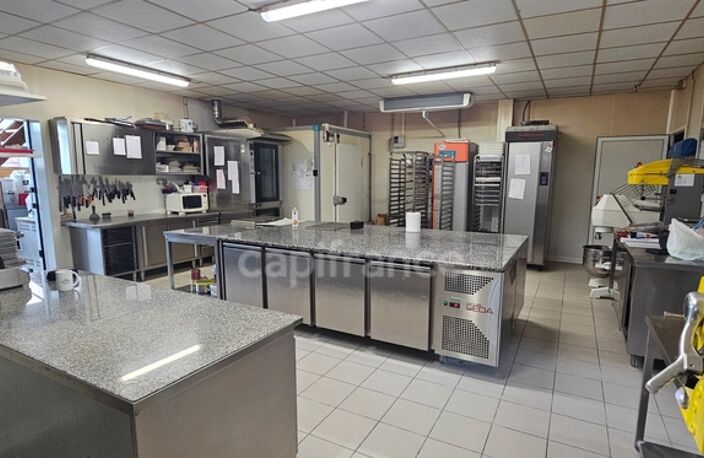 Fonds de commerce à vendre Boulangerie-Patisserie-Snacking dans une ville dynamique du JURA (39) — photo 5