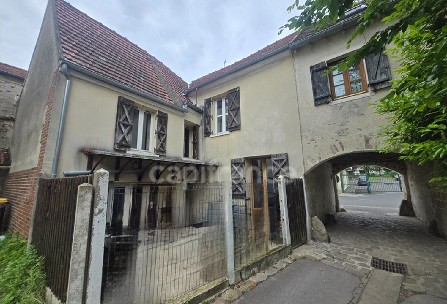 Dpt Val d'Oise (95), à vendre maison T5 à FREPILLON - 108 m2 habitable - Cour privative - Cave - Atelier — photo 1