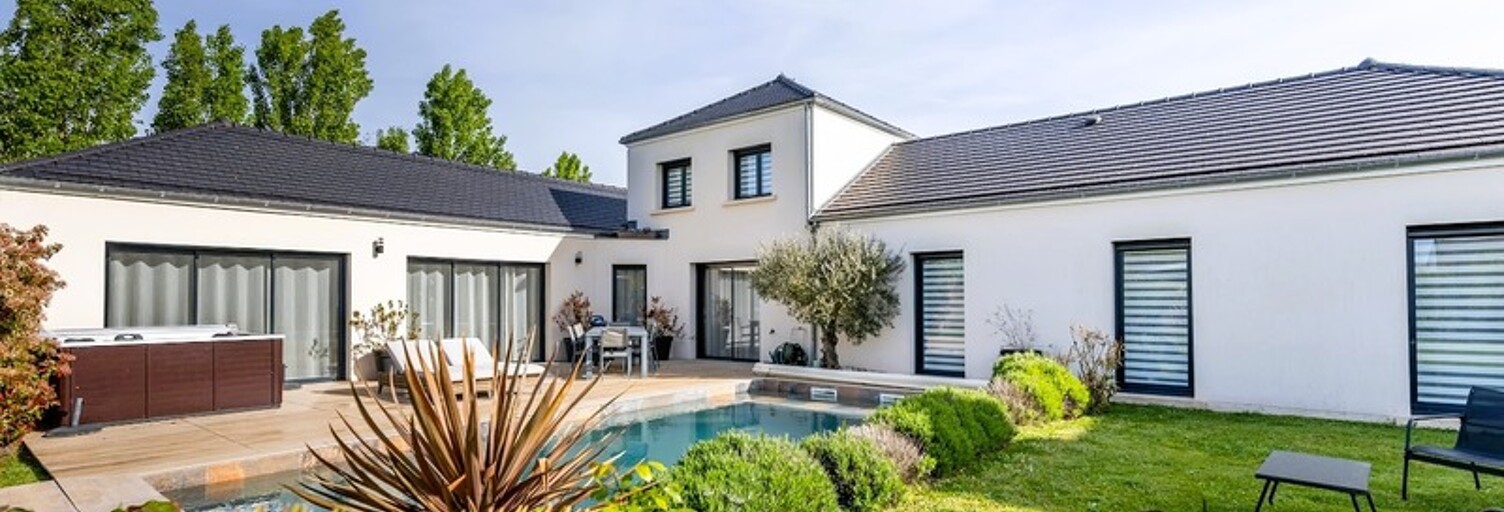 Maison 6 Pièces 203 m² à vendre à Grossœuvre (27220)