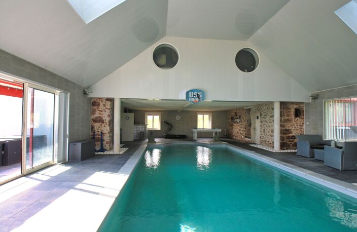 COUP DE COEUR : longère rénovée, avec piscine intérieure — photo 5