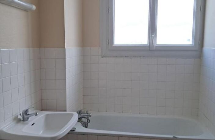 Appartement T4 LOCHES MARIAUDE — photo 3