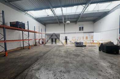 Local industriel  430000 €