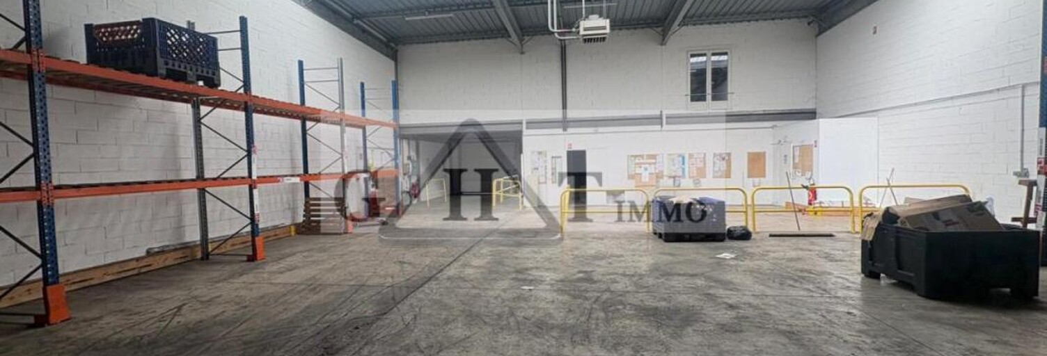 Local industriel  475 m² à vendre à Vaux-le-Pénil (77000)