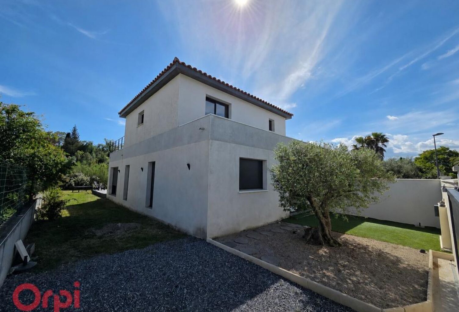 MONTAGNAC - Maison 6 pièces - garage - piscine — photo 1