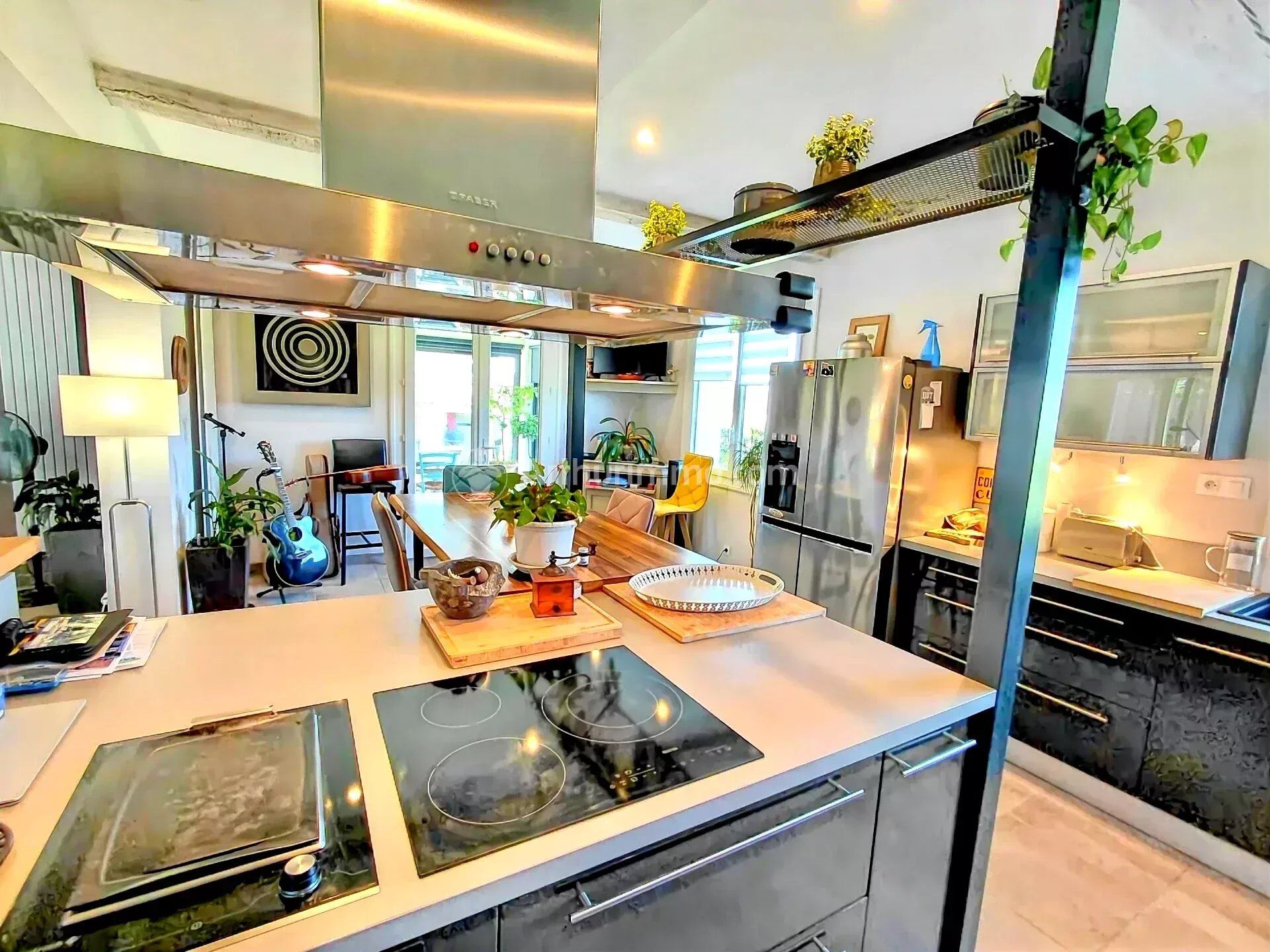 Maison 6 pièces 196 m² · à Soual · 196 m² · 489 000 €