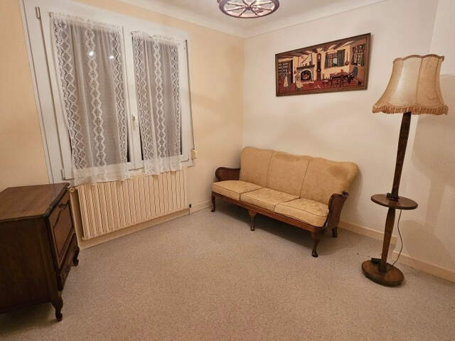 Opportunité rare à Darney Maison 5 pièces, jardin & double garage — photo du bien