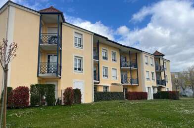Appartement 3 pièces 900 €