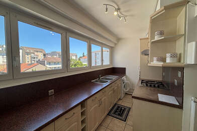 Appartement 3 pièces 760 €