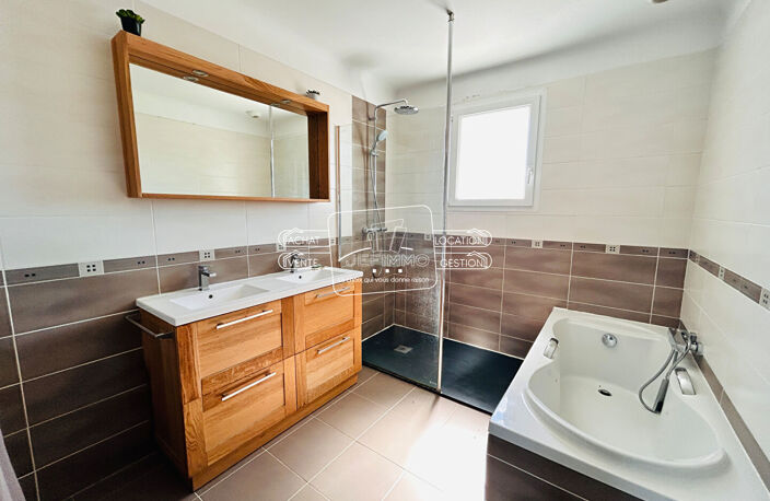 Maison Saint Julien De Concelles 7 pièce(s) 191.91 m2 — photo 5
