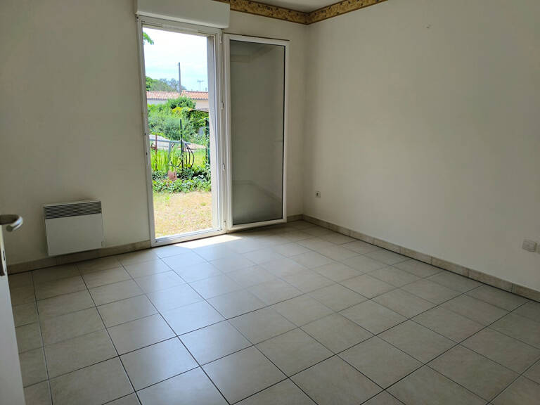 Immeuble composé de 2 appartements mitoyennes libres de 31 m² avec jardinet à Libourne — photo 1