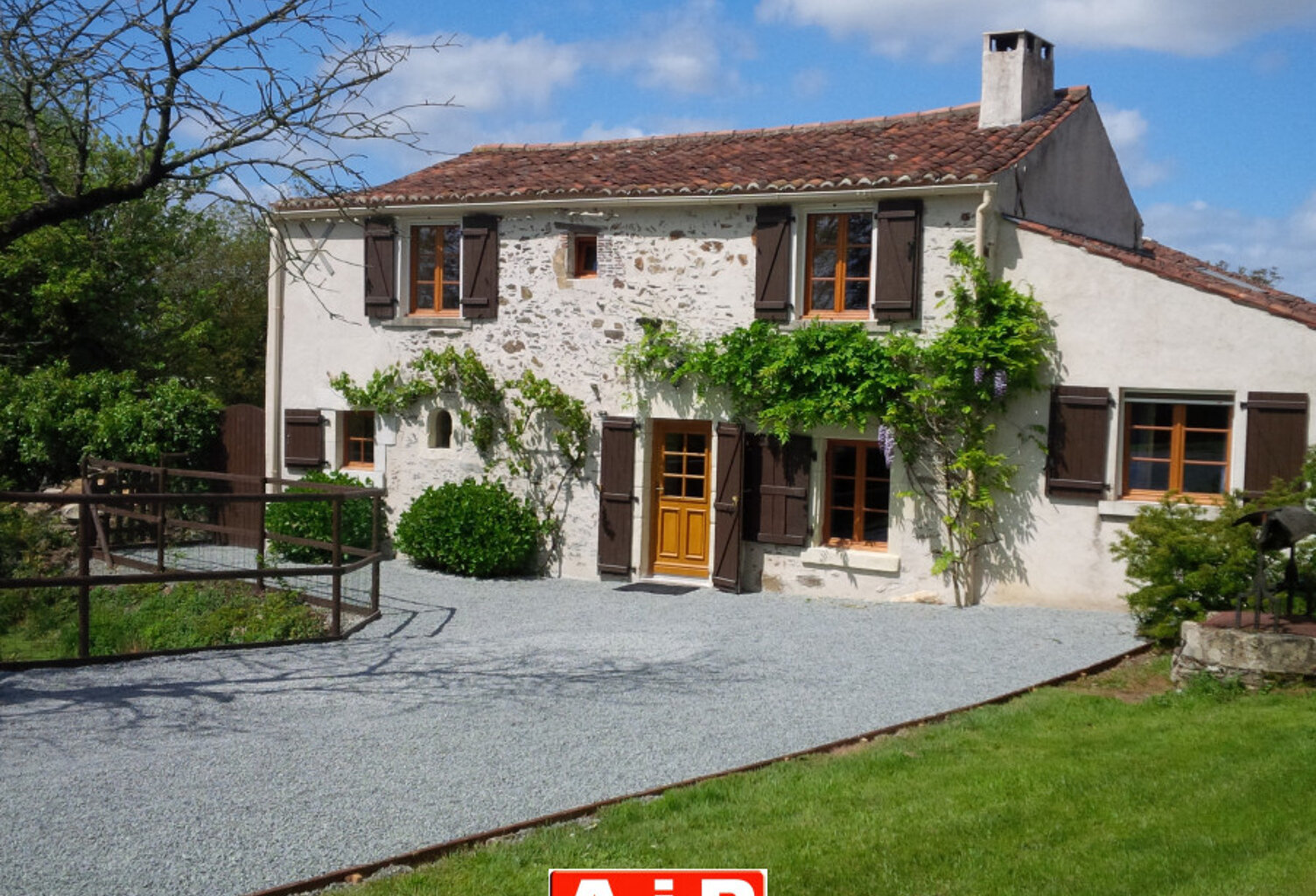 Vente maison  140 m² Mouilleron-Saint-Germain (85390) — photo 1