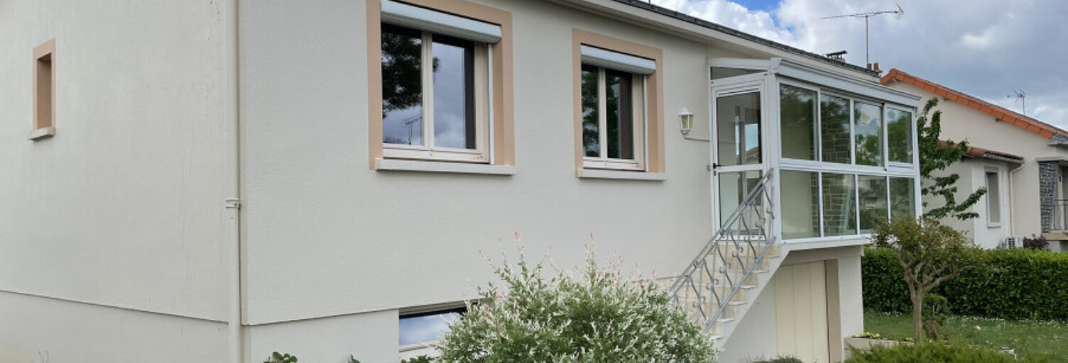 Maison 5 Pièces 94 m² à vendre à Sèvremont (85700)