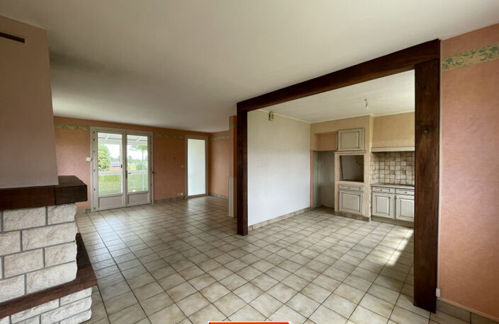 Vente maison 5 pièces 94 m² Sèvremont (85700) — photo 3
