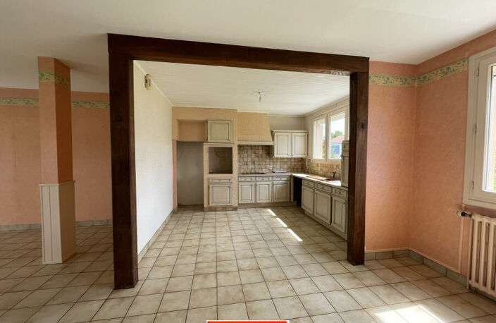 Vente maison 5 pièces 94 m² Sèvremont (85700) — photo 4