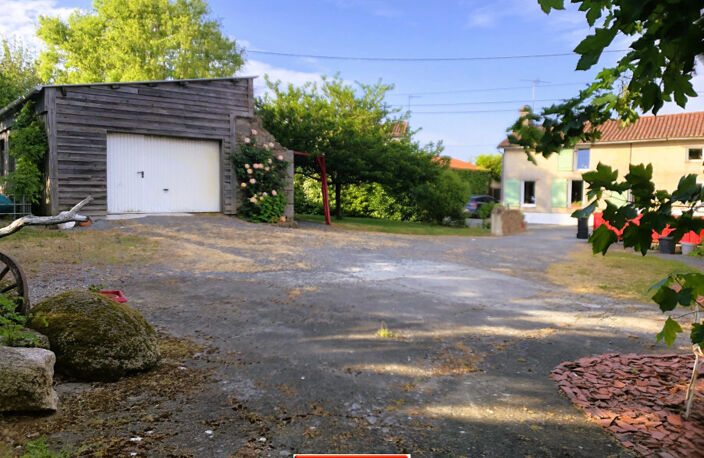 Vente maison 7 pièces 200 m² Pouzauges (85700) — photo 4