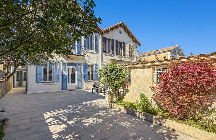 Vente Maison 4 pièces 83 m², Sous-sol, Terrasse et Garage - Pointe-Rouge Marseille 8 — photo 2