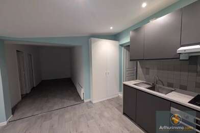Appartement 3 pièces 730 €