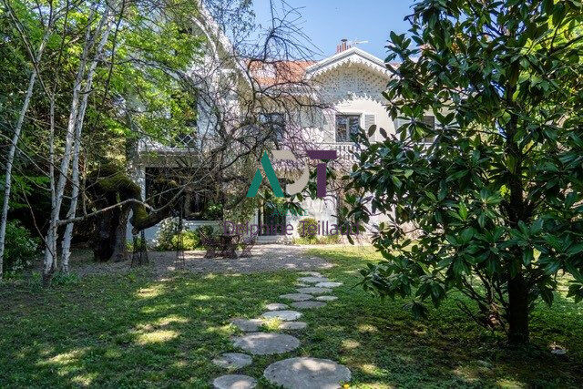 Villa / Maison  T10 à vendre Grenoble 38000