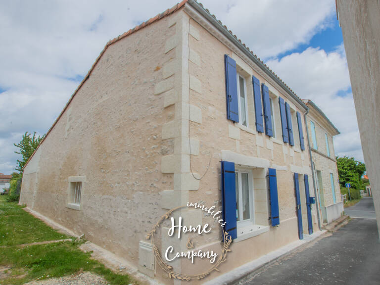 MESCHERS-SUR-GIRONDE - CHARENTAISE EN COEUR DE VILLE — photo 1