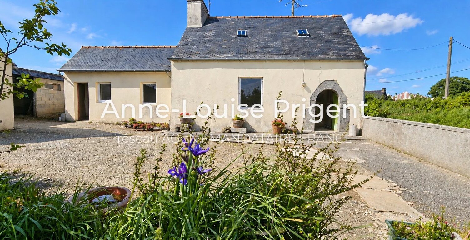 EXCLUSIVITÉ - CHARMANTE MAISON À RÉNOVER À PRAT - 2 CHAMBRES — photo 1
