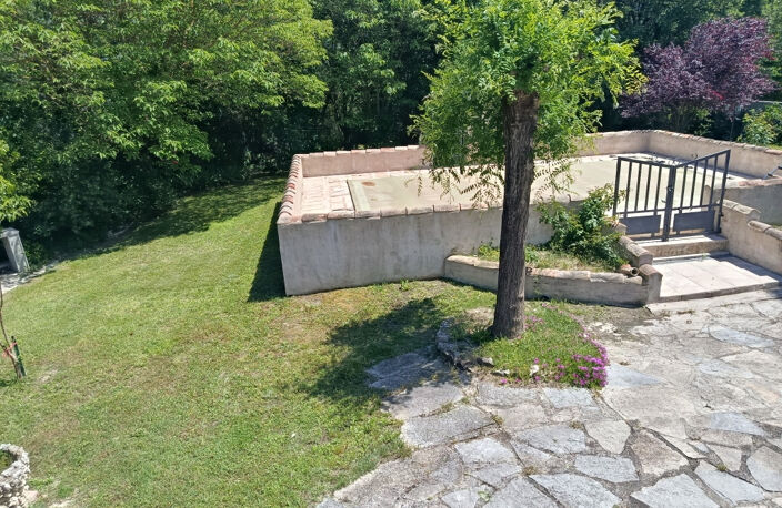 Villa sans vis à vis  de 120.68 M2 avec piscine  et terrain clos de 2680 M2 à AIGREMONT — photo 5