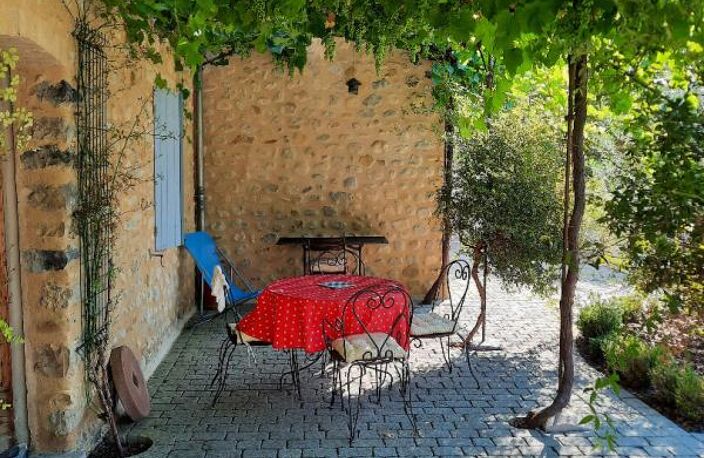Bâtisse Provençale  10 pièce(s)  de 243,07 m2 — photo 4