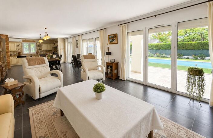 À vendre maison avec piscine à Orgon — photo 5