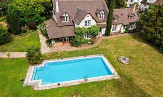Maison 10 Pièces 252 m² à vendre à Montgivray (36400)