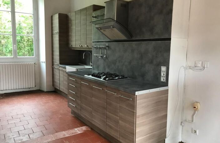 Bien rare : demeure de caractère avec parc, piscine et maison de gardien — photo 2