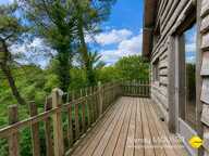 À 20 min de Vannes · Deux longères · 3 dépendances · 4 cabanes dans les arbres — photo 4