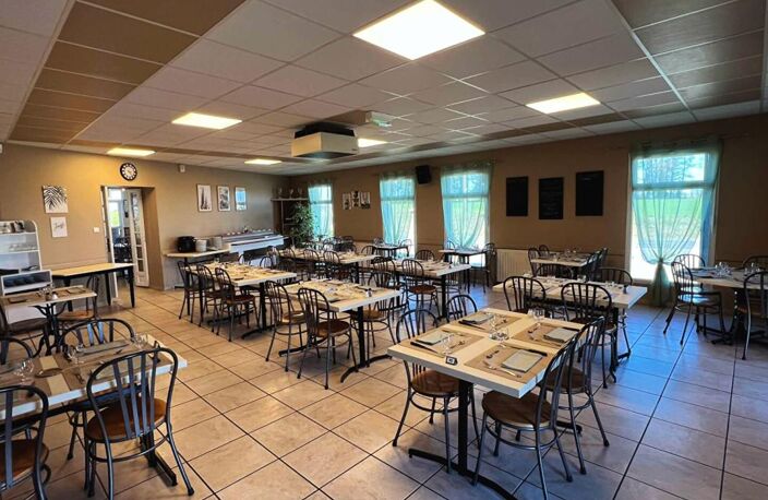 Restaurant Sarlande 6 pièce(s) 235 m2 — photo 2