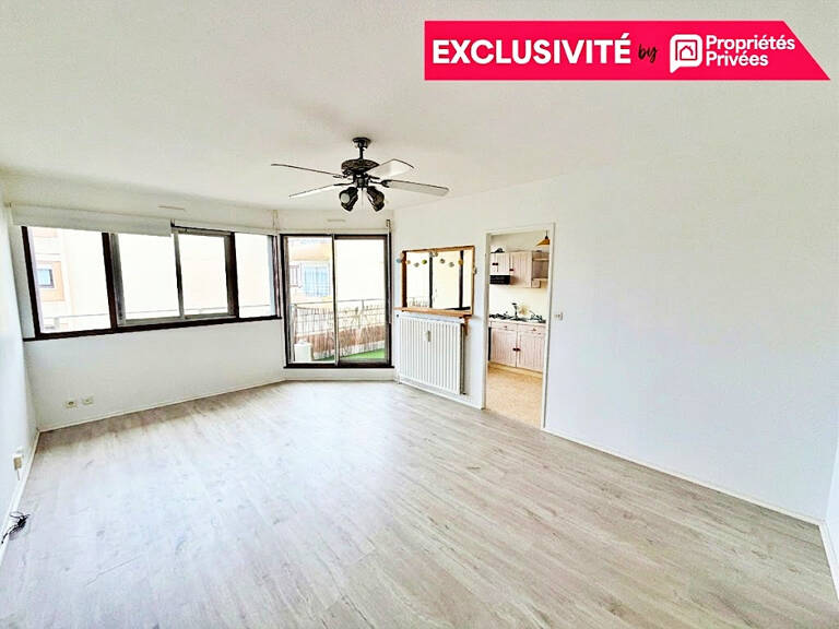 Appartement Bordeaux 2 pièce(s) 52,3 m2 terrasse garage parking — photo 1