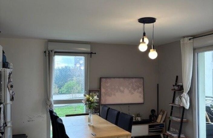 T4 moderne avec balcon et double parking — photo 4