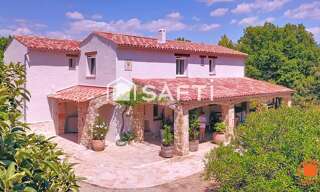Maison 8 Pièces 190 m² à vendre à Aups (83630)