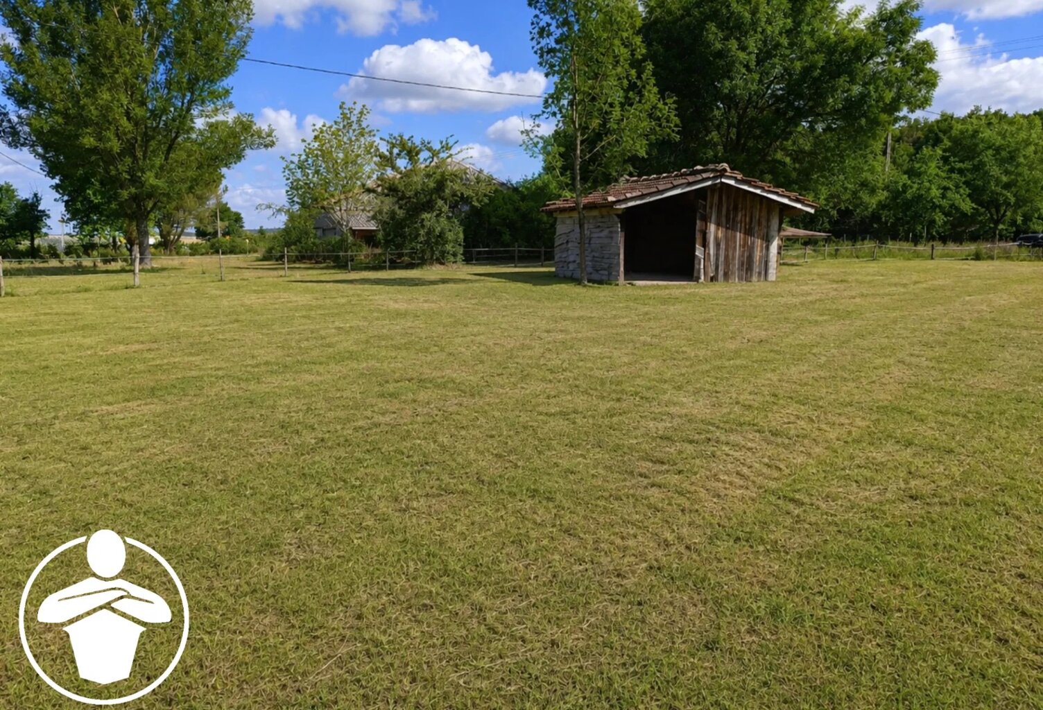 À vendre - Terrain à Monbalen — photo 1