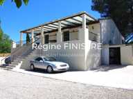 LE MUY -MAISON -T5 RENOVEE  199 M2 -VUE DEGAGEE- TERRAIN 2158 M2 -DEPENDANCES -DPE B — photo 4