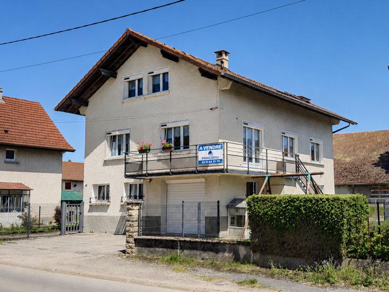 MAICHE - GRANDE MAISON SUR SOUS-SOL — photo 1